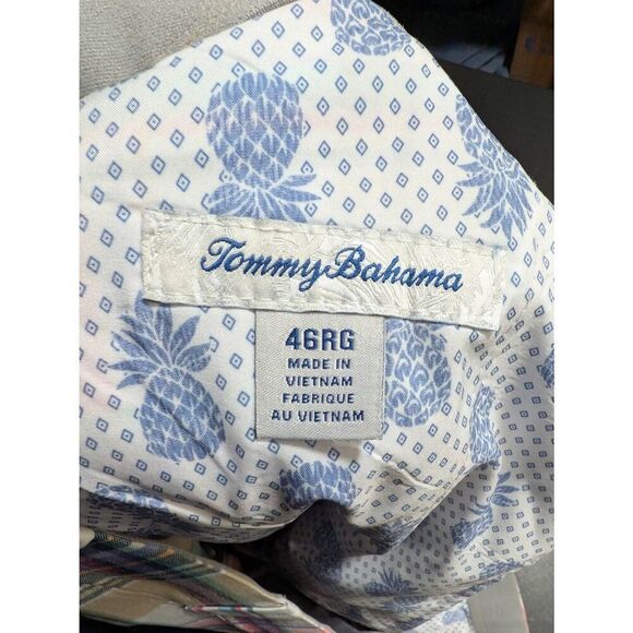 Tommy Bahama  Multicolor Par 4 Plaid UPF 30 Island Zone Chino Shorts Men's 46R - Picture 2 of 5